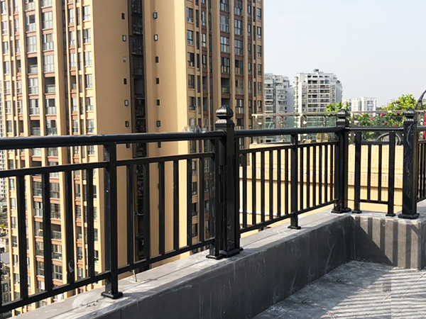 陽臺欄桿材質(zhì)有哪些？