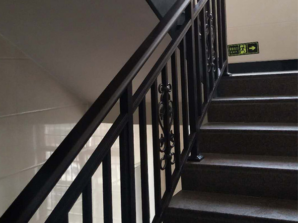 鍍鋅樓梯護(hù)欄