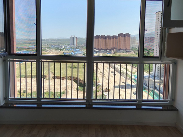 高層窗戶護(hù)欄 高層窗戶護(hù)欄