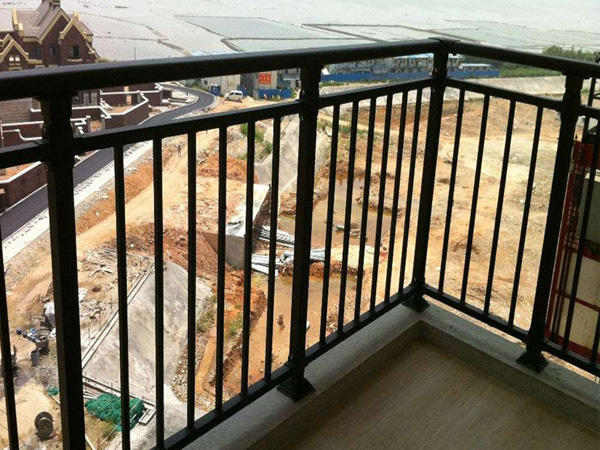 影響陽臺護欄價格的因素有那些？