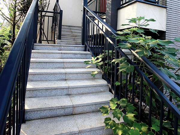 室外鋅鋼樓梯扶手圖片3