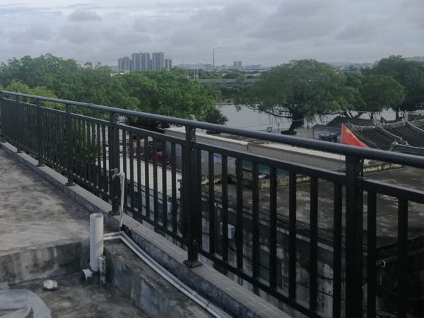 陽臺(tái)欄桿定制廠家哪家好? 陽臺(tái)欄桿定制廠家哪家好?