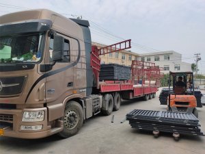 金用護(hù)欄2020年9月25日鋅鋼百葉窗發(fā)貨！