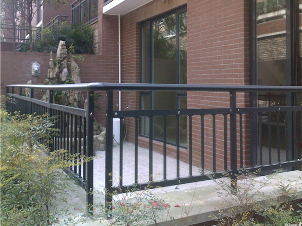 采購鋅鋼陽臺護欄，這些采購渠道一定要知道！