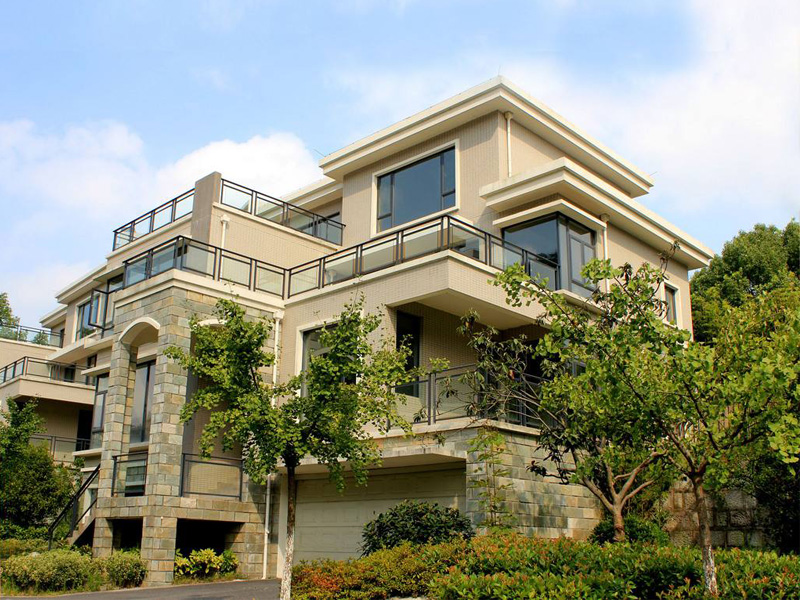 黃山鴻威東方麗景別墅樓梯扶手、陽臺玻璃護欄定制 黃山鴻威東方麗景別墅樓梯扶手、陽臺玻璃護欄定制