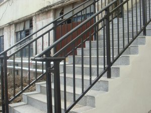 樓梯扶手提前多少天開始定制比較合適？