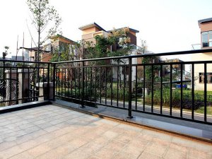 陽臺護欄什么材質(zhì)做的最耐用？