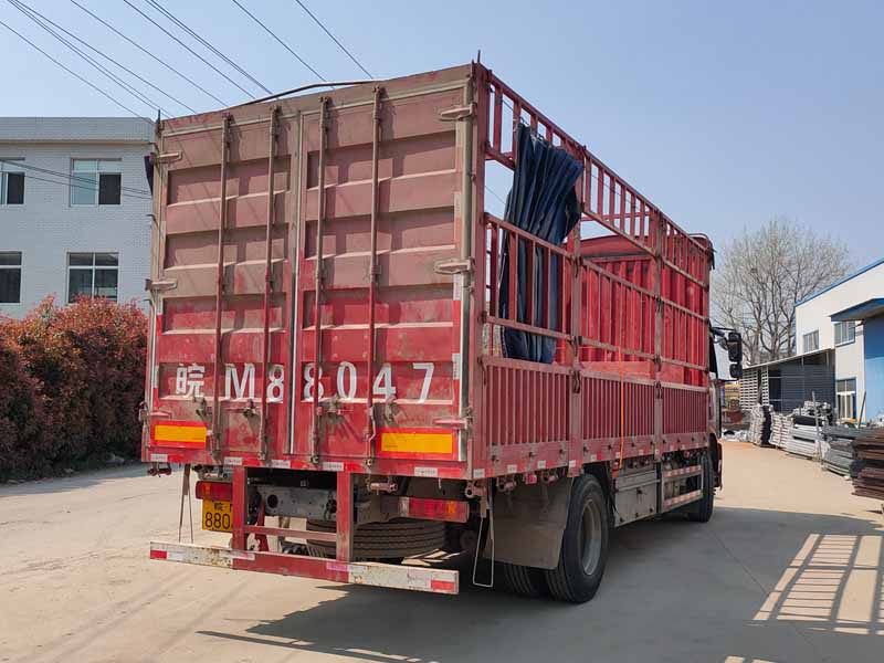 金用護欄2021年3月25日鋁合金百葉窗發貨! 金用護欄2021年3月25日鋁合金百葉窗發貨!