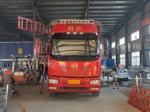 金用護欄2021年3月25日鋅鋼連廊欄桿發(fā)貨！