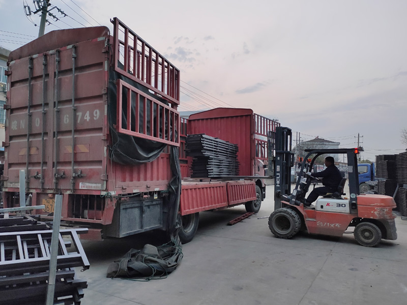 金用護欄2021年3月27日鋅鋼護窗欄桿發貨！