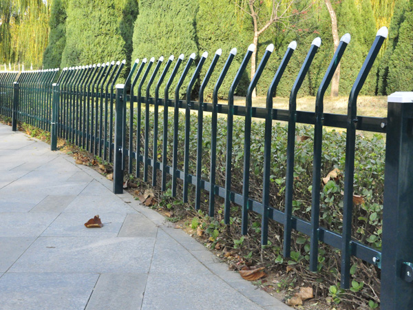 鋅鋼柵欄可以用在哪些地方? 鋅鋼柵欄可以用在哪些地方?