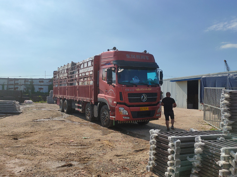 金用護欄2021年8月4日鋅鋼陽臺護欄發(fā)貨! 金用護欄2021年8月4日鋅鋼陽臺護欄發(fā)貨!