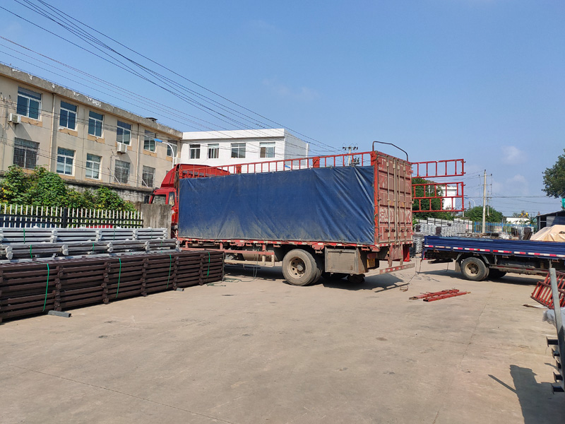 金用護欄2021年8月23日鋅鋼百葉窗發(fā)貨! 金用護欄2021年8月23日鋅鋼百葉窗發(fā)貨!