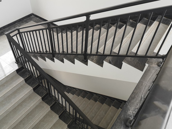 樓梯護(hù)欄介紹