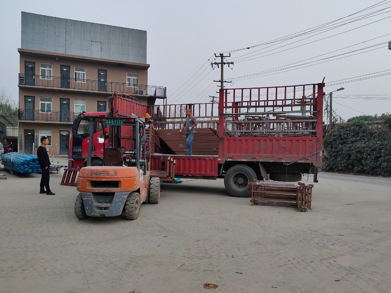 金用護欄2021年11月5日鋁合金空調護欄發貨！