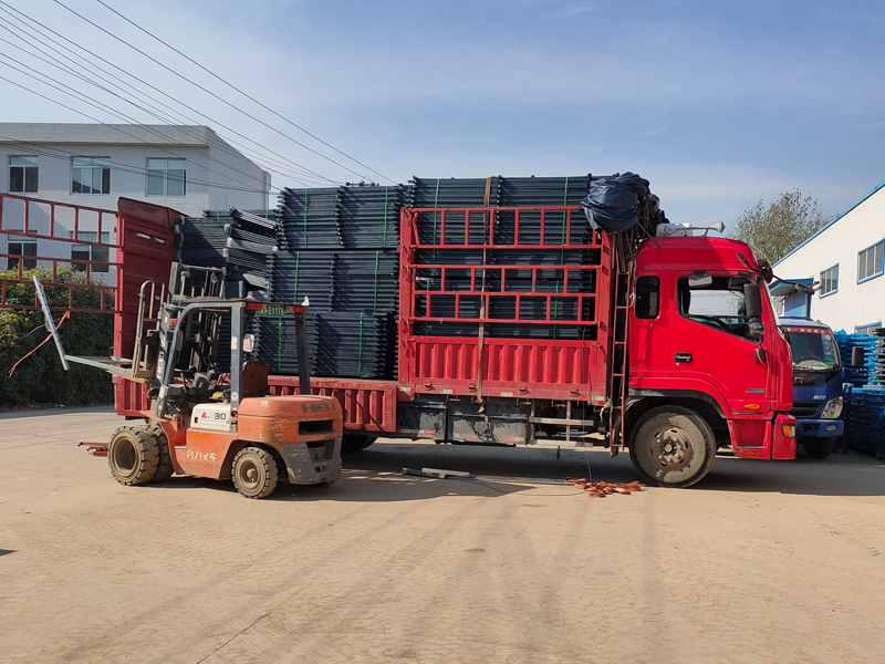 金用護欄2021年11月16日鋅鋼空調護欄發貨! 金用護欄2021年11月16日鋅鋼空調護欄發貨!