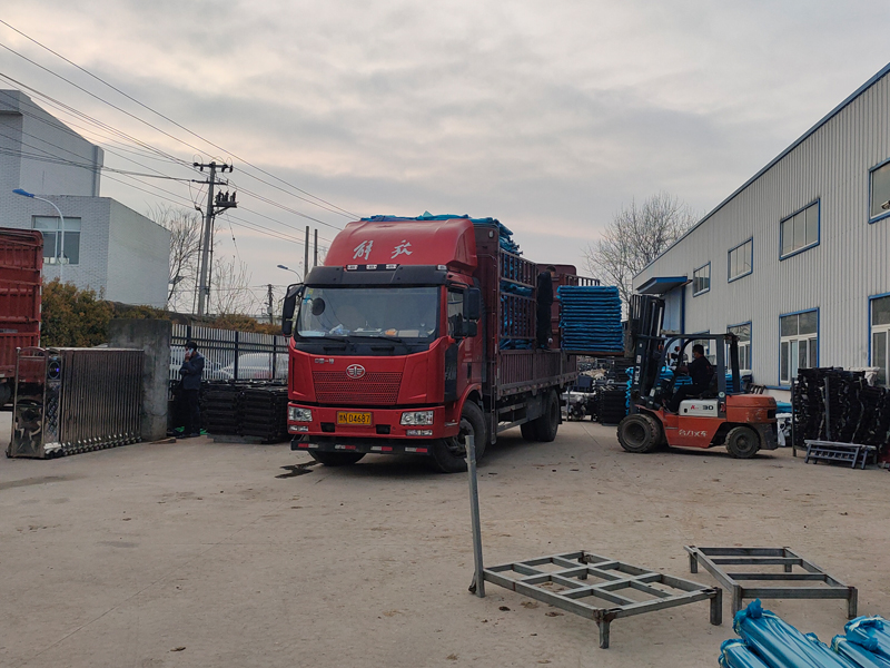 金用護欄2022年3月21日鋅鋼陽臺欄桿裝車發(fā)貨! 金用護欄2022年3月21日鋅鋼陽臺欄桿裝車發(fā)貨!