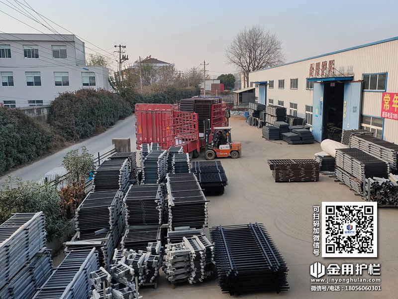 2023年12月8日鋅鋼百葉窗裝車發(fā)貨! 2023年12月8日鋅鋼百葉窗裝車發(fā)貨!