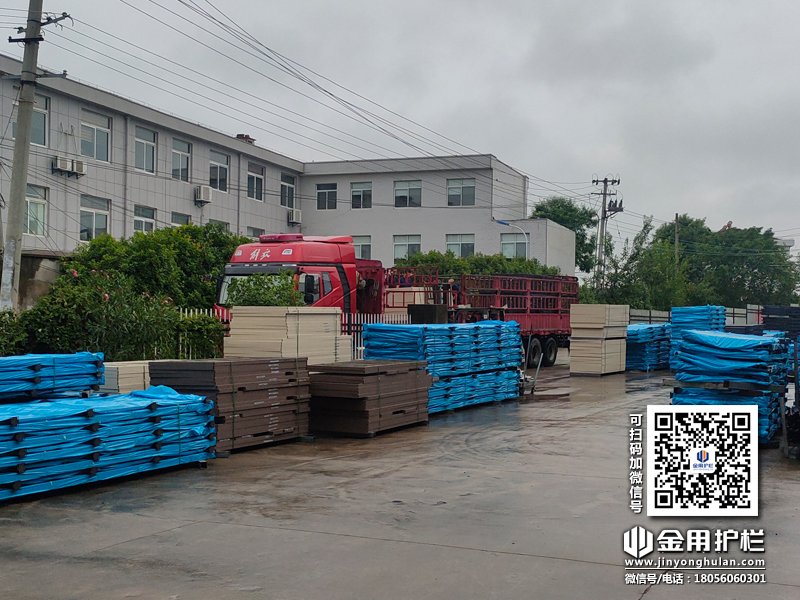 2024年6月19日鋁合金百葉窗裝車發貨! 2024年6月19日鋁合金百葉窗裝車發貨!