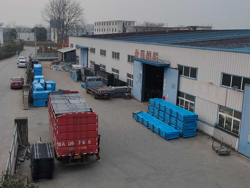 2025年3月11日鋁合金百葉窗裝車發貨! 2025年3月11日鋁合金百葉窗裝車發貨!